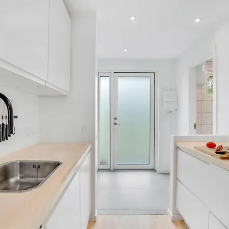 Ginie - 600m From The Sea By Interhome Nyaraló Dannemare